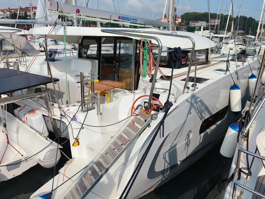 Boat Image 1