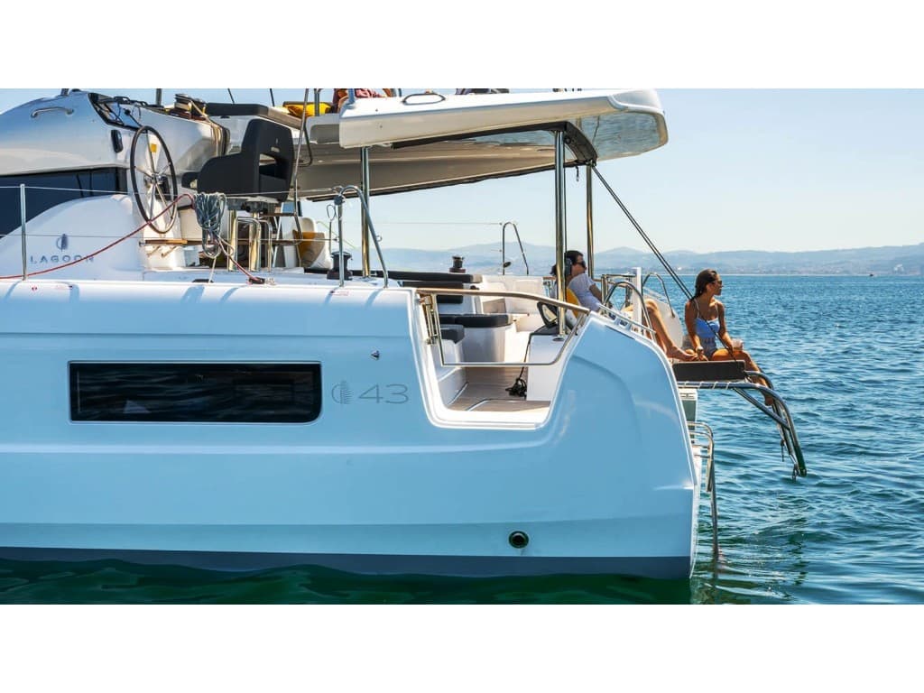 Boat Image 1